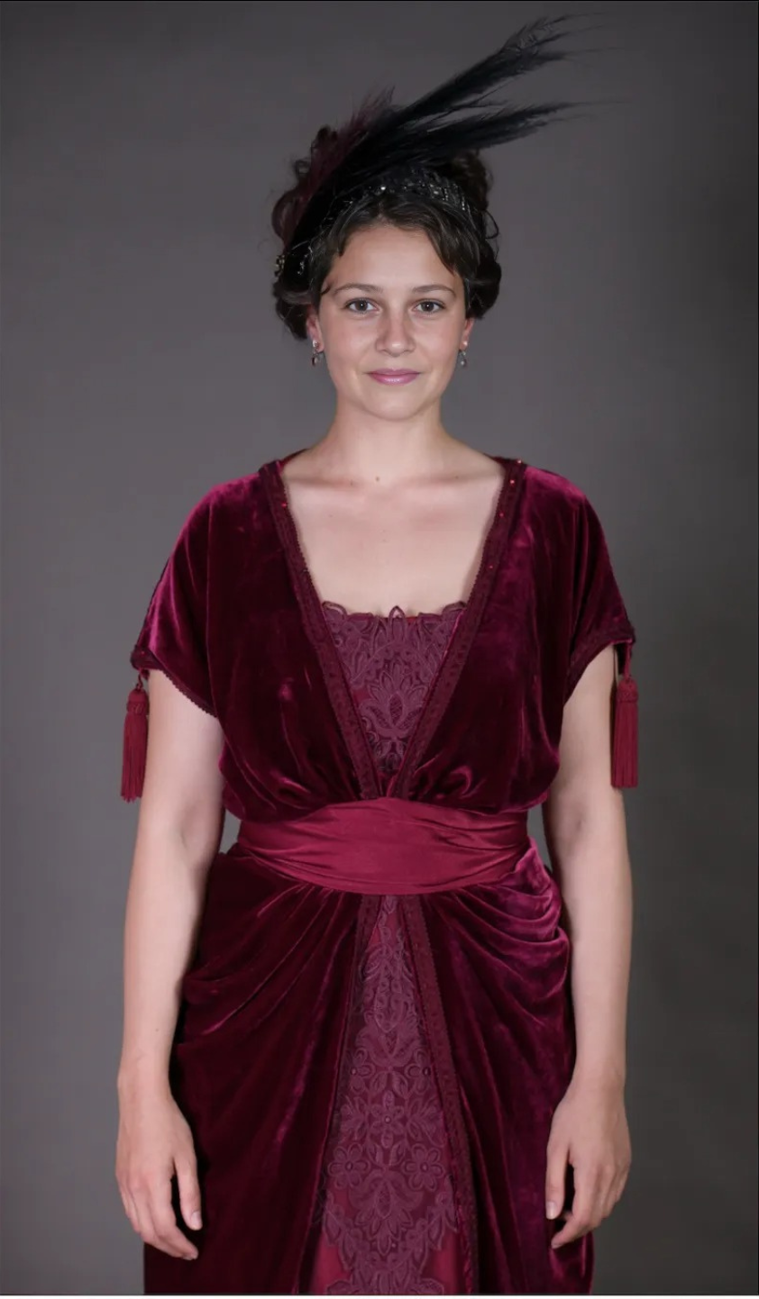 Madame Corinne Party Introduction Costume