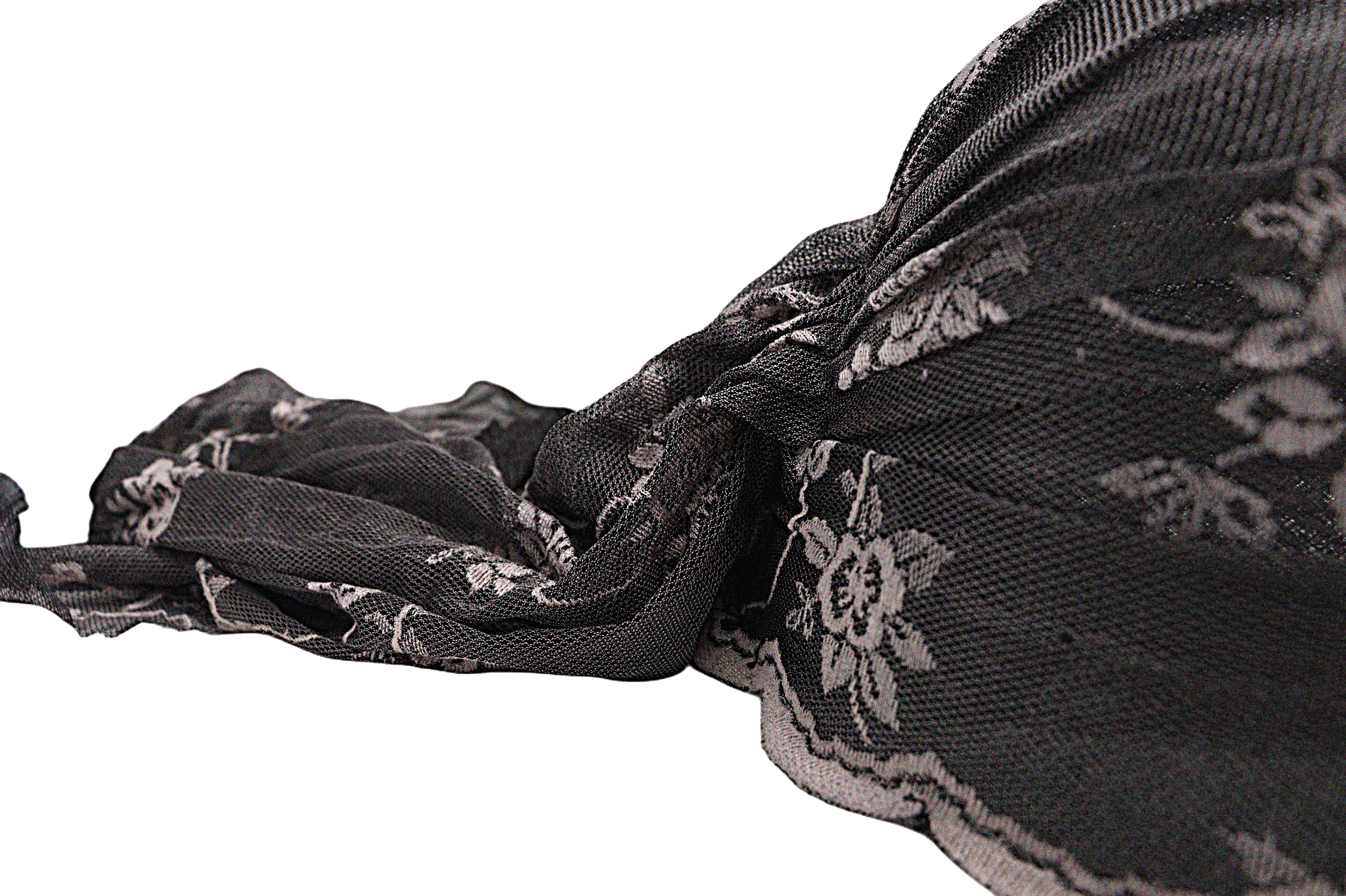 Embroidered Floral Mesh Turban with Veil from the Atatürk Movie Collection